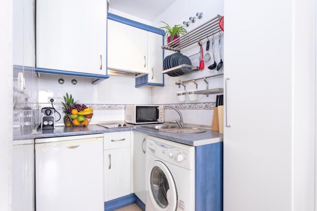 -Malagasunapts- Bright City Centre Studio Экстерьер фото